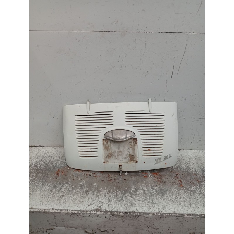 Recambio de porton trasero para seat 600 (110b) 0.8 referencia OEM IAM  OJO VER FOTOS, TIENE ALGO DE OXIDO TAPA MALETERO