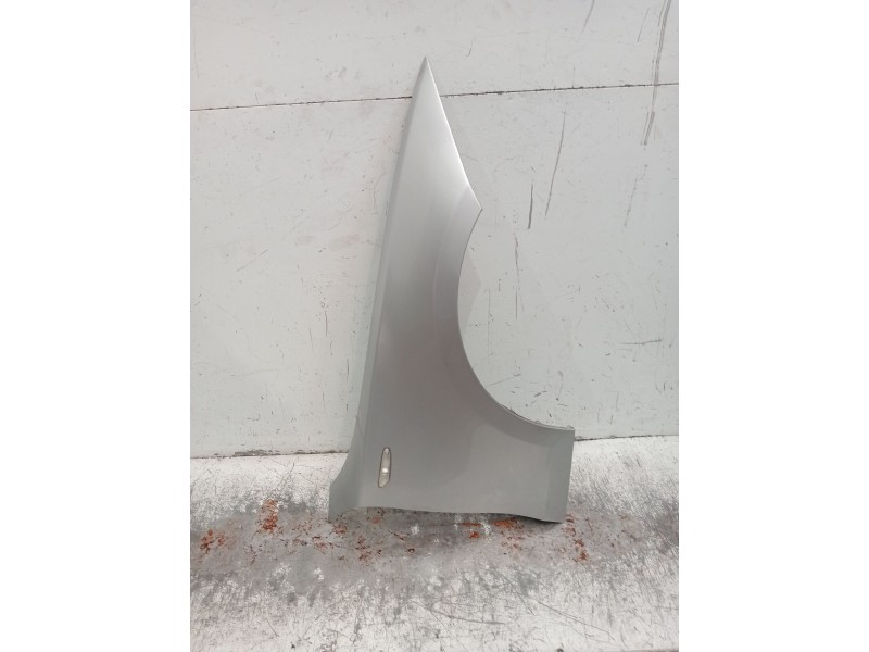 Recambio de aleta delantera derecha para bmw 1 (e87) 120 d referencia OEM IAM   