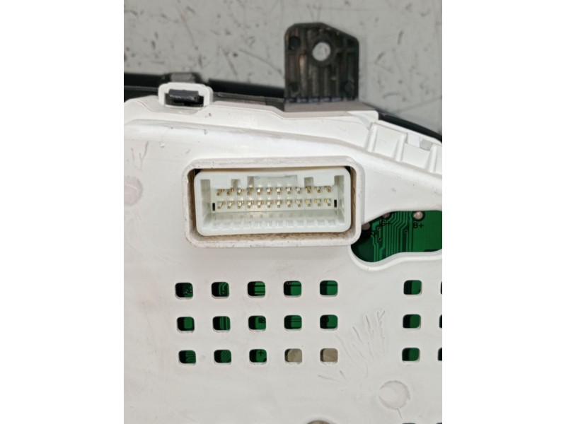 Recambio de cuadro instrumentos para hyundai elantra iii sedán (xd) 1.6 referencia OEM IAM 940032H630 11000882600H 