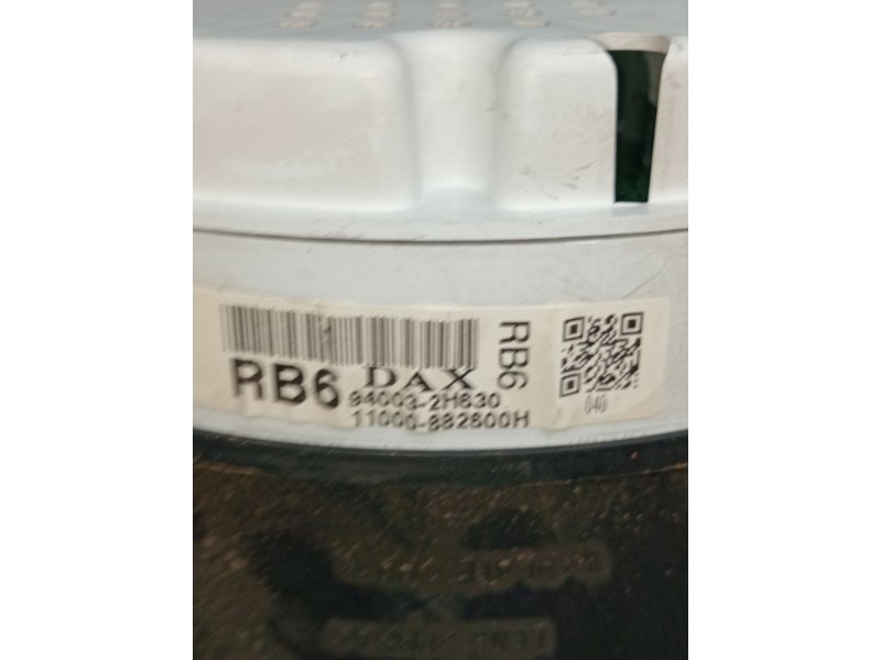 Recambio de cuadro instrumentos para hyundai elantra iii sedán (xd) 1.6 referencia OEM IAM 940032H630 11000882600H 