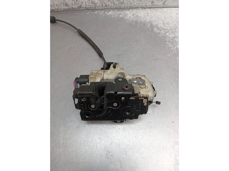 Recambio de motor cierre centralizado trasero derecho para volkswagen bora i (1j2) 1.9 tdi referencia OEM IAM 3B4839016AL  