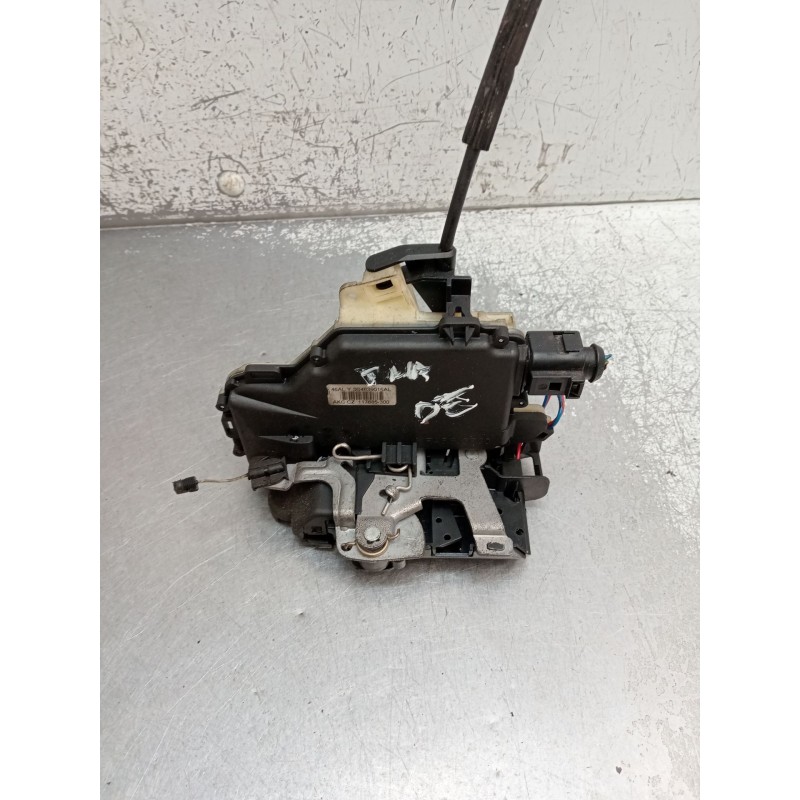 Recambio de motor cierre centralizado trasero derecho para volkswagen bora i (1j2) 1.9 tdi referencia OEM IAM 3B4839016AL  