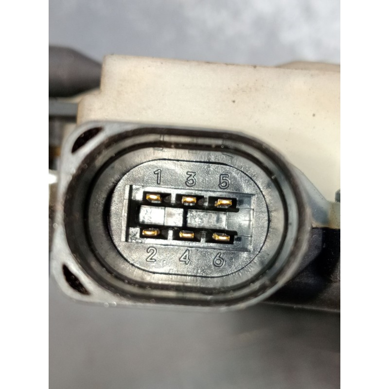 Recambio de motor cierre centralizado trasero derecho para volkswagen bora i (1j2) 1.9 tdi referencia OEM IAM 3B4839016AL  