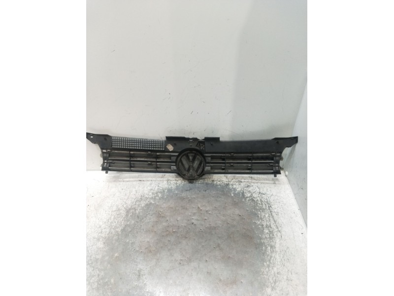Recambio de rejilla delantera para volkswagen golf iv (1j1) 1.6 referencia OEM IAM 1J0853655G 1J0853651H 