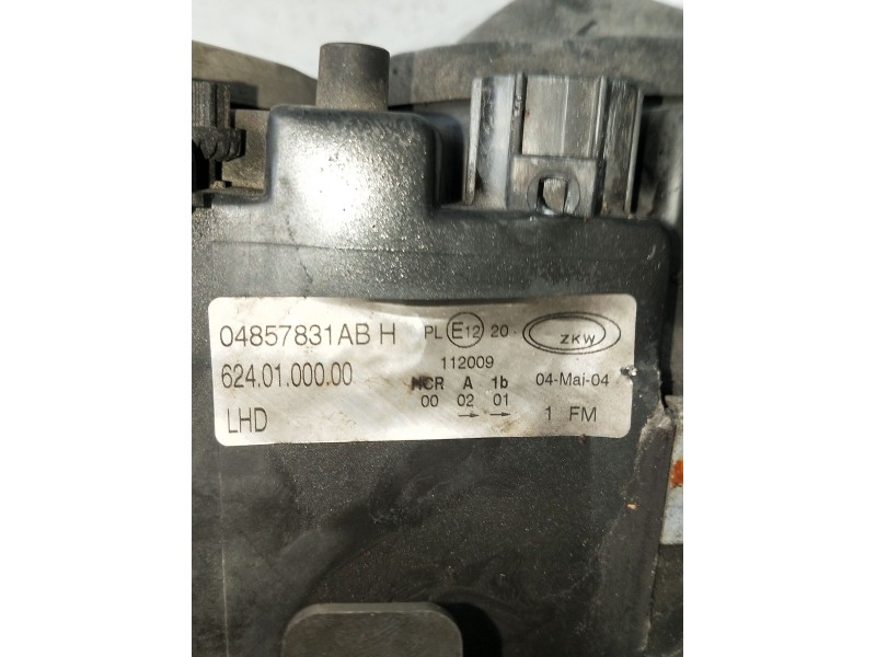 Recambio de faro izquierdo para chrysler voyager iv (rg, rs) 2.8 crd referencia OEM IAM 04857831AB 112009 
