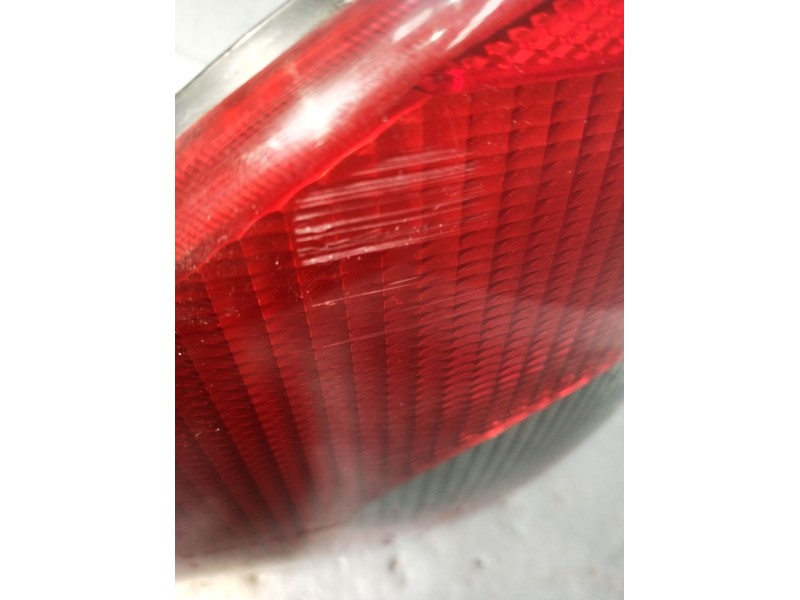 Recambio de piloto trasero derecho para chrysler voyager iv (rg, rs) 2.8 crd referencia OEM IAM 153672 95873 