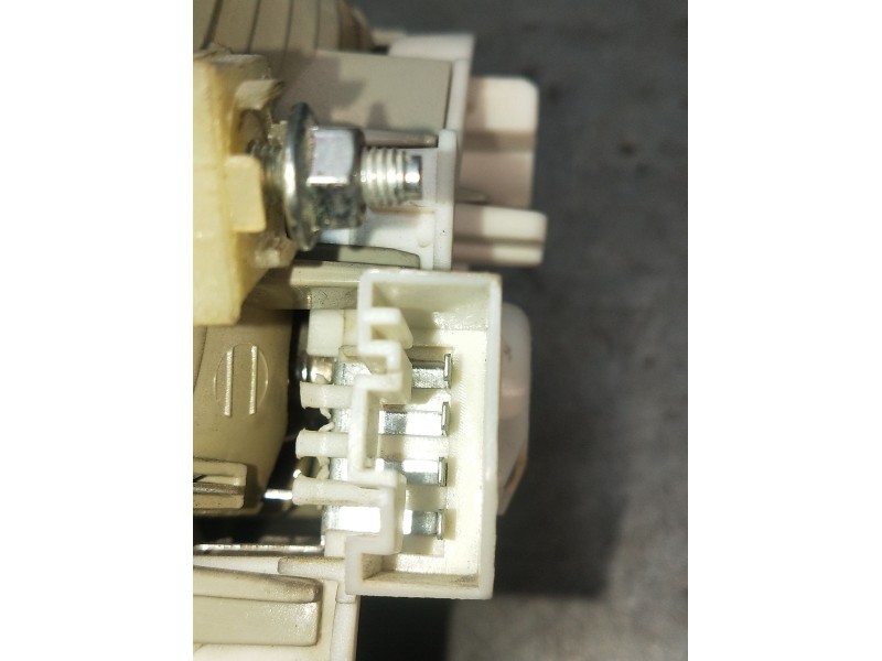 Recambio de piloto trasero izquierdo interior para bmw 3 touring (e91) 320 d referencia OEM IAM 7160063  