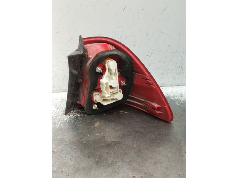 Recambio de piloto trasero izquierdo para bmw 3 touring (e91) 320 d referencia OEM IAM  716006113 