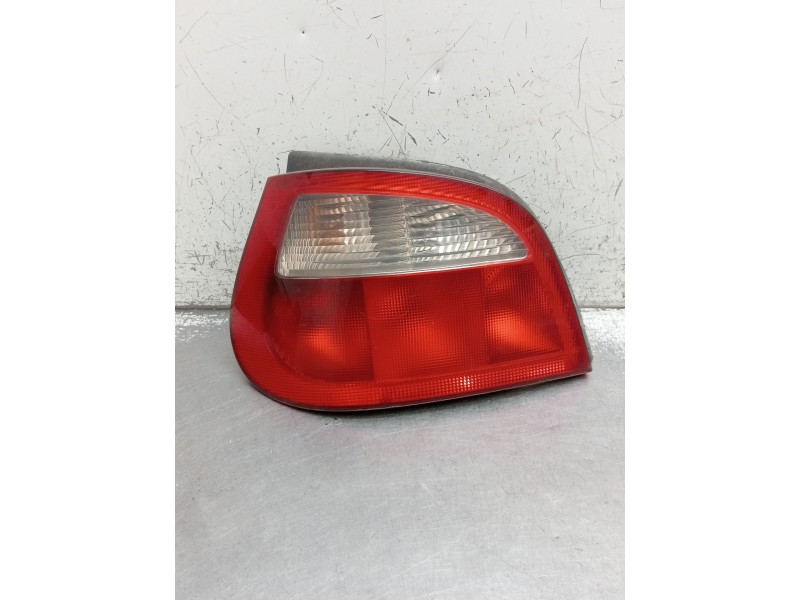 Recambio de piloto trasero izquierdo para renault megane i (ba0/1_) 1.9 dci (ba05, ba1f) referencia OEM IAM   