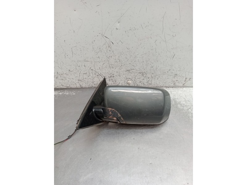 Recambio de retrovisor izquierdo para bmw 5 (e39) 520 i referencia OEM IAM ELÉCTRICO 1 ENCHUFE 5 CABLES 