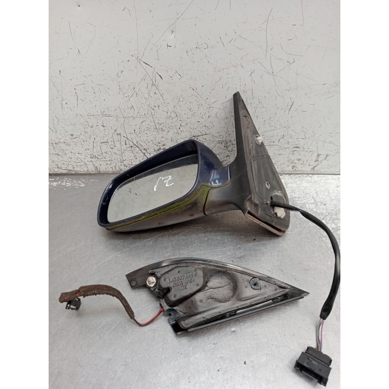 Recambio de retrovisor izquierdo para volkswagen bora i (1j2) 1.9 tdi referencia OEM IAM ELECTRICO 1 ENCHUFE 5 CABLES 
