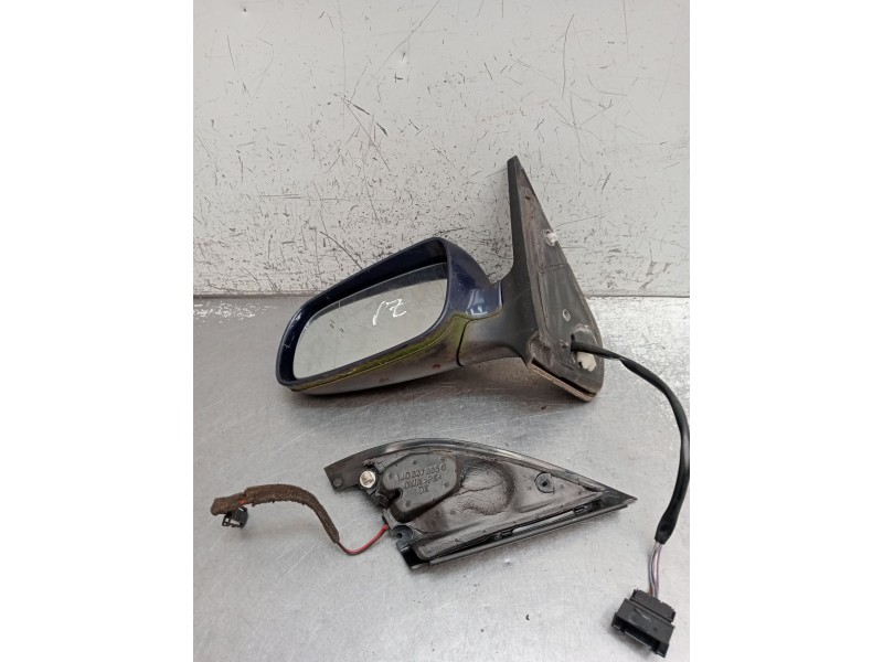 Recambio de retrovisor izquierdo para volkswagen bora i (1j2) 1.9 tdi referencia OEM IAM ELECTRICO 1 ENCHUFE 5 CABLES 