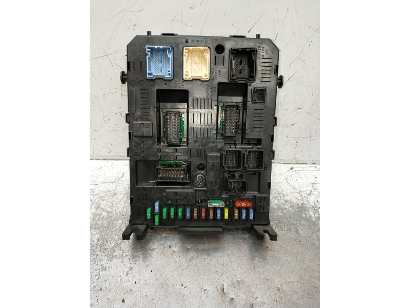 Recambio de caja reles / fusibles para peugeot 308 i (4a_, 4c_) 1.6 16v referencia OEM IAM 281164872 281197595 