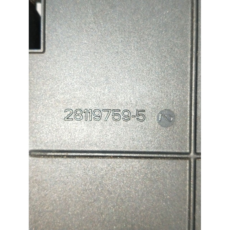 Recambio de caja reles / fusibles para peugeot 308 i (4a_, 4c_) 1.6 16v referencia OEM IAM 281164872 281197595 