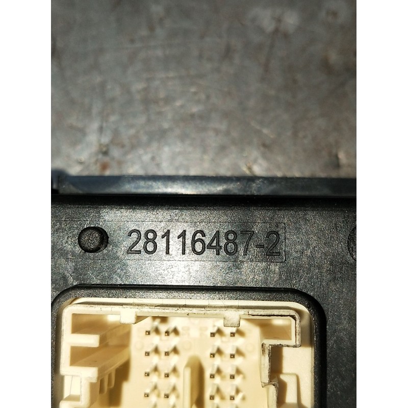 Recambio de caja reles / fusibles para peugeot 308 i (4a_, 4c_) 1.6 16v referencia OEM IAM 281164872 281197595 