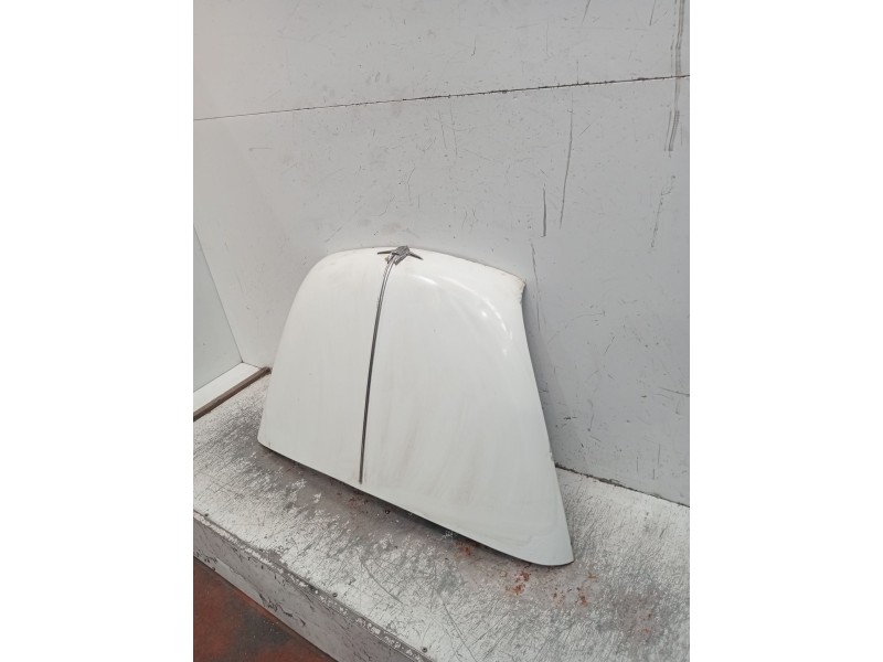 Recambio de capot para seat 600 (110b) 0.8 referencia OEM IAM ÓXIDO  