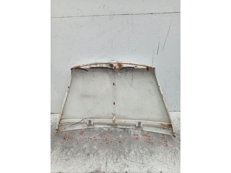 Recambio de capot para seat 600 (110b) 0.8 referencia OEM IAM ÓXIDO  