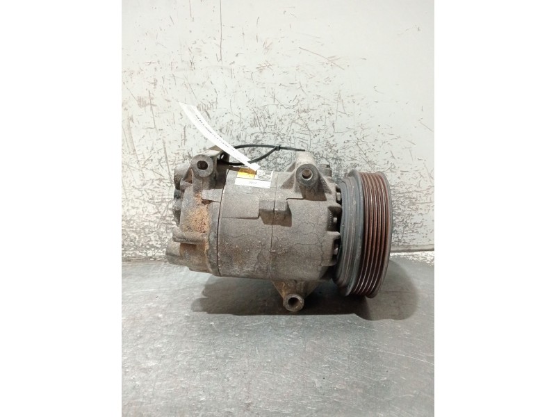 Recambio de compresor aire acondicionado para renault scénic ii (jm0/1_) 1.5 dci (jm02, jm13) referencia OEM IAM 8200316164  