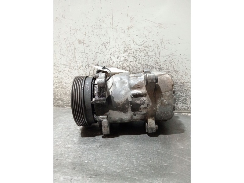 Recambio de compresor aire acondicionado para volkswagen bora i (1j2) 1.9 tdi referencia OEM IAM 1J0820803K  