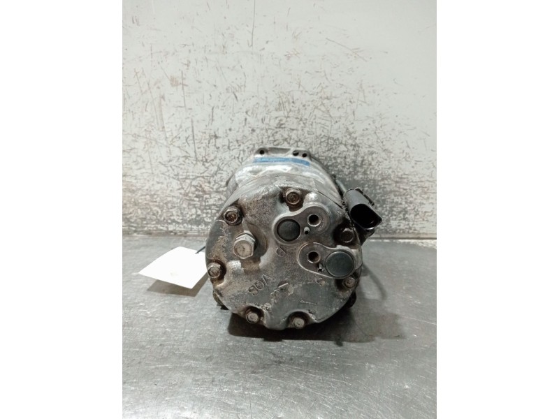 Recambio de compresor aire acondicionado para volkswagen bora i (1j2) 1.9 tdi referencia OEM IAM 1J0820803K  