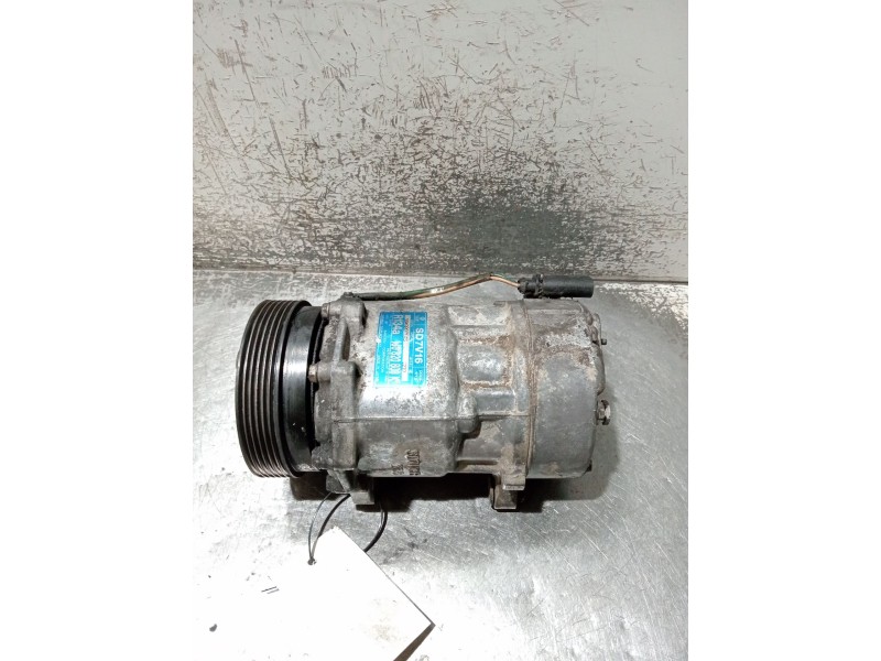 Recambio de compresor aire acondicionado para volkswagen bora i (1j2) 1.9 tdi referencia OEM IAM 1J0820803K  