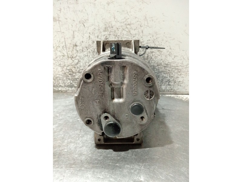 Recambio de compresor aire acondicionado para renault laguna ii (bg0/1_) 1.9 dci (bg1a, bg1v) referencia OEM IAM 8200421410  