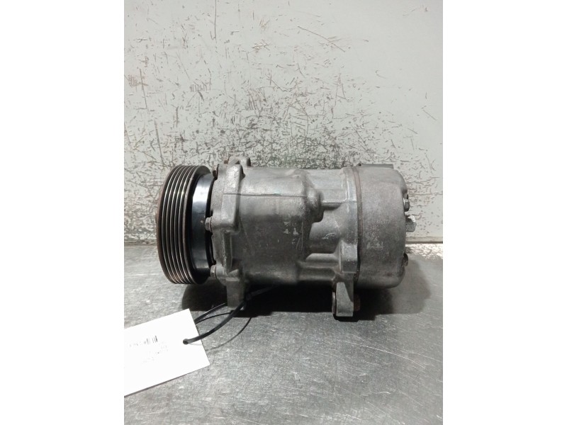 Recambio de compresor aire acondicionado para volkswagen bora i (1j2) 1.9 tdi referencia OEM IAM 7V16  