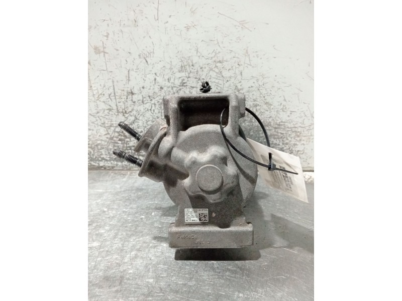 Recambio de compresor aire acondicionado para ford transit courier b460 furgoneta/monovolumen 1.5 tdci referencia OEM IAM E38119