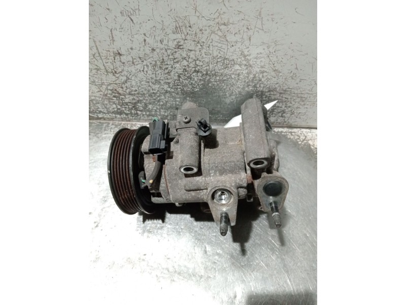Recambio de compresor aire acondicionado para ford transit courier b460 furgoneta/monovolumen 1.5 tdci referencia OEM IAM E38119