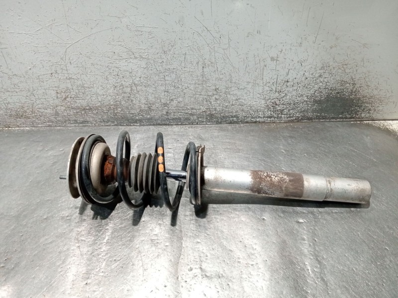 Recambio de amortiguador delantero izquierdo para bmw 5 (e39) 520 i referencia OEM IAM 1096858 824904557210 