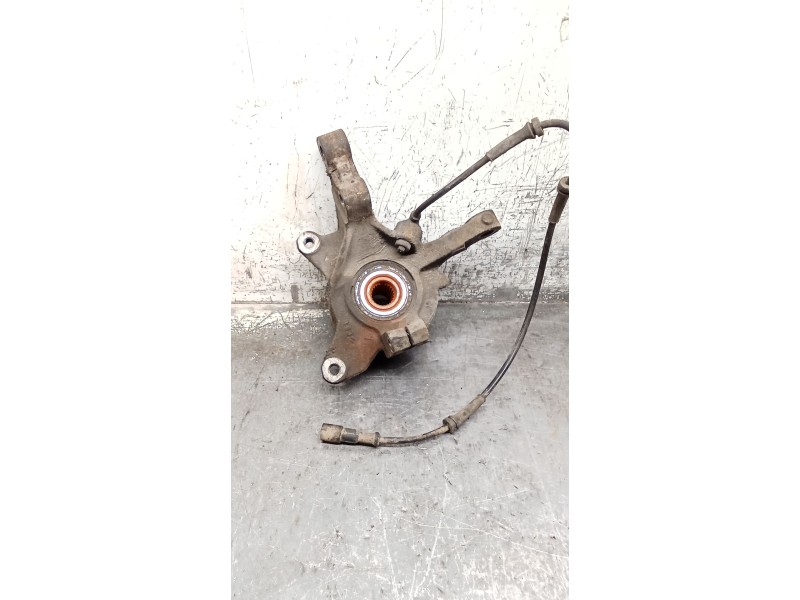 Recambio de mangueta delantera derecha para renault megane i (ba0/1_) 1.9 dci (ba05, ba1f) referencia OEM IAM   