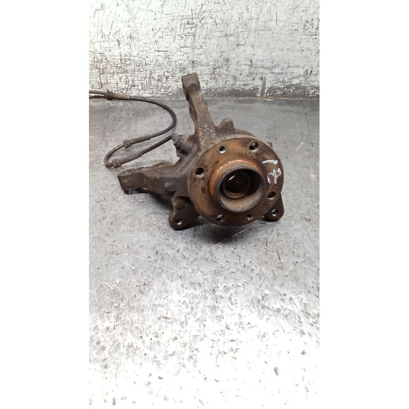 Recambio de mangueta delantera izquierda para renault megane i (ba0/1_) 1.9 dci (ba05, ba1f) referencia OEM IAM   