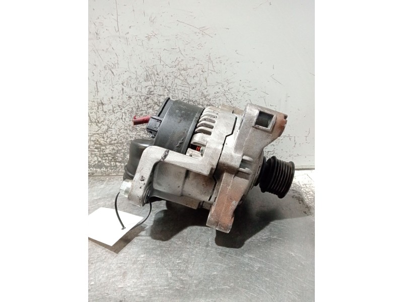 Recambio de alternador para bmw 5 (e39) 520 i referencia OEM IAM F8640390  