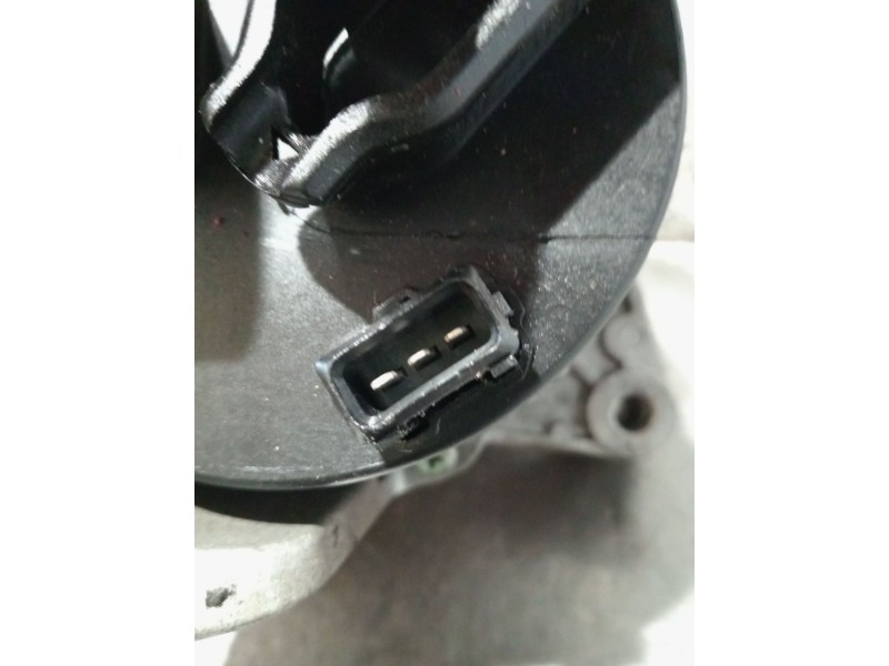 Recambio de alternador para bmw 5 (e39) 520 i referencia OEM IAM F8640390  