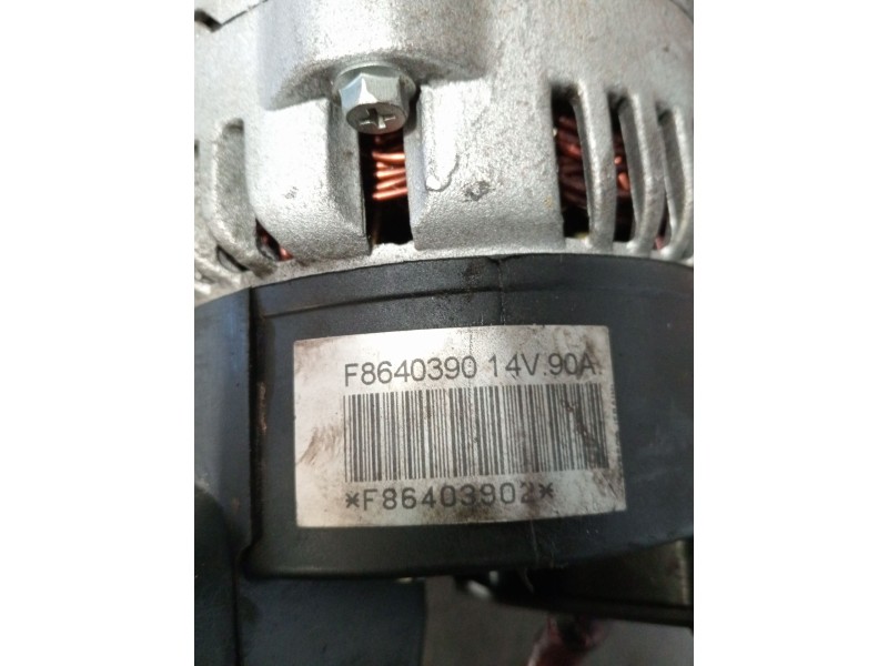 Recambio de alternador para bmw 5 (e39) 520 i referencia OEM IAM F8640390  