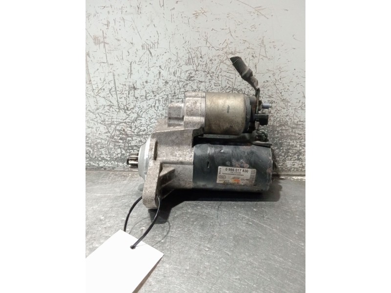 Recambio de motor arranque para volkswagen golf iv (1j1) 1.6 referencia OEM IAM 0986017830  