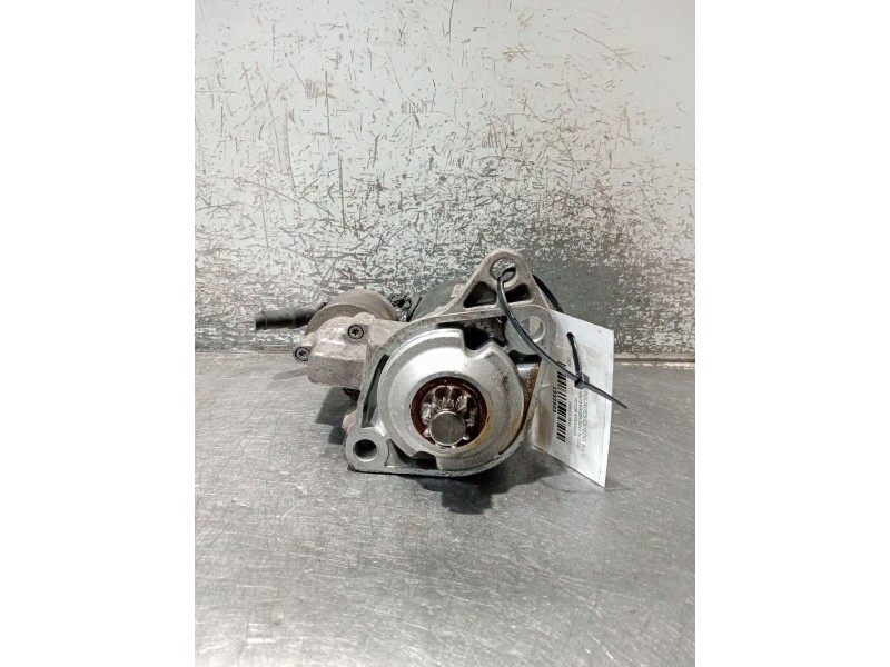 Recambio de motor arranque para volkswagen golf iv (1j1) 1.6 referencia OEM IAM 0986017830  
