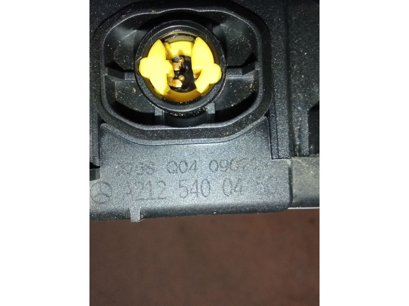 Recambio de caja reles / fusibles para mercedes-benz clase e (w212) e 220 cdi / bluetec (212.001, 212.002) referencia OEM IAM 22