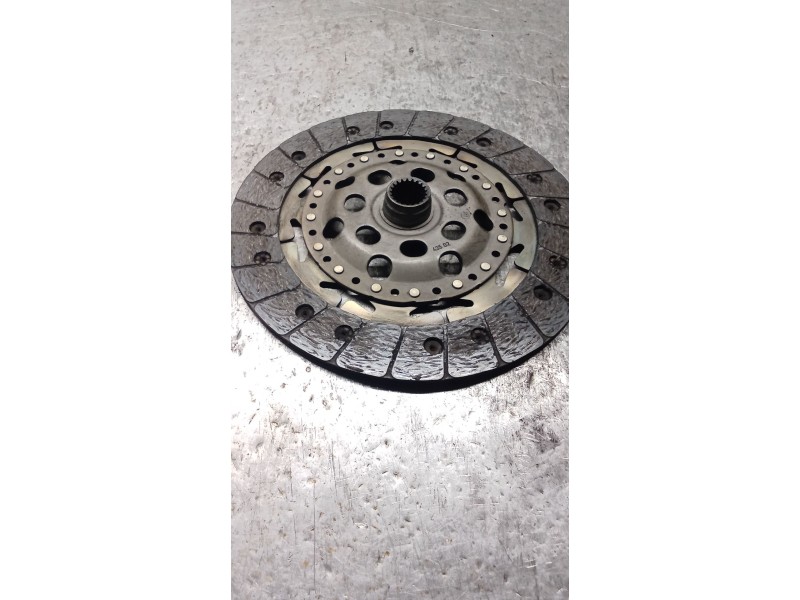 Recambio de kit embrague para renault scénic ii (jm0/1_) 1.9 dci (jm0g, jm12, jm1g, jm2c) referencia OEM IAM 324036310  