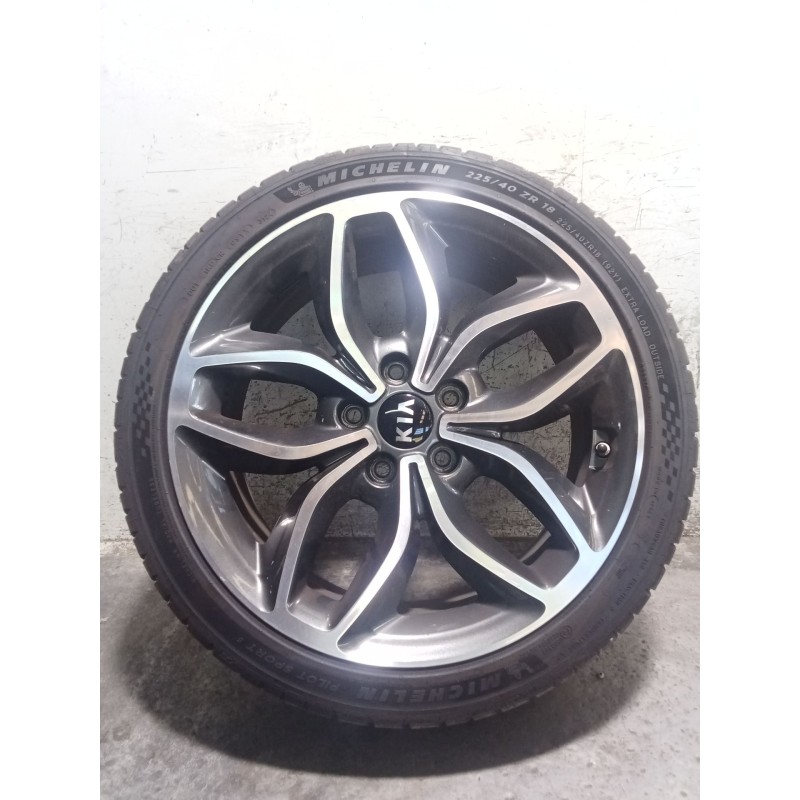 Recambio de juego llantas para kia cee´d (jd) 1.6 gt referencia OEM IAM 225/40 R18 92Y  