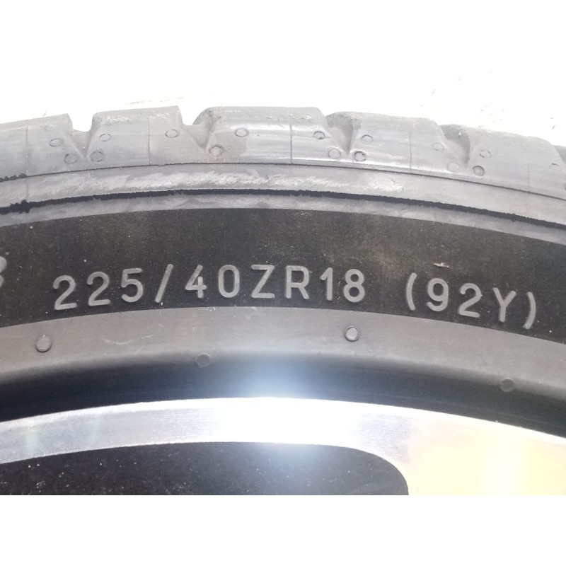 Recambio de juego llantas para kia cee´d (jd) 1.6 gt referencia OEM IAM 225/40 R18 92Y  
