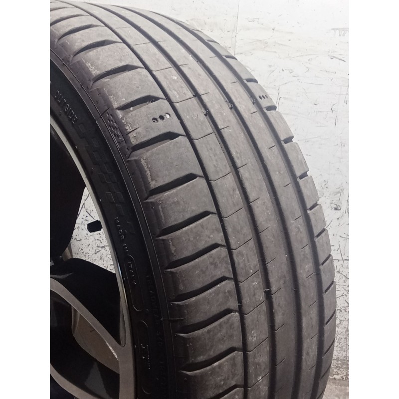Recambio de juego llantas para kia cee´d (jd) 1.6 gt referencia OEM IAM 225/40 R18 92Y  