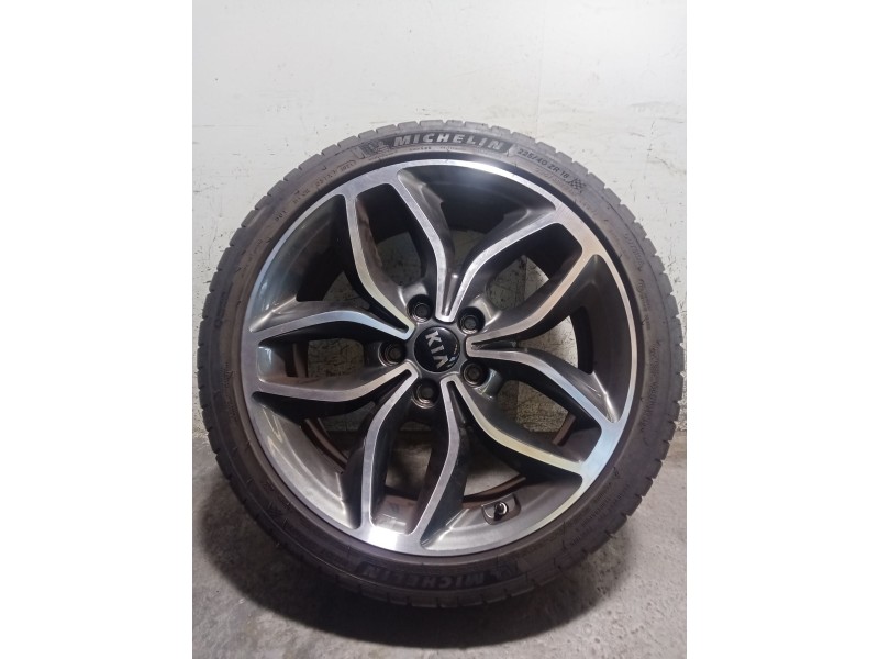 Recambio de juego llantas para kia cee´d (jd) 1.6 gt referencia OEM IAM 225/40 R18 92Y  