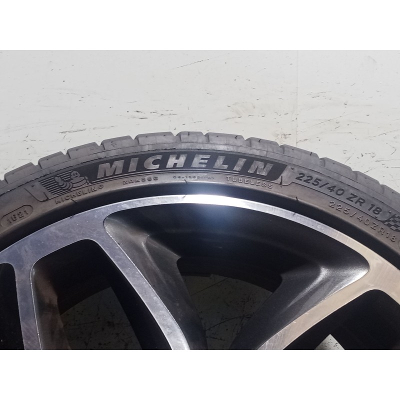 Recambio de juego llantas para kia cee´d (jd) 1.6 gt referencia OEM IAM 225/40 R18 92Y  