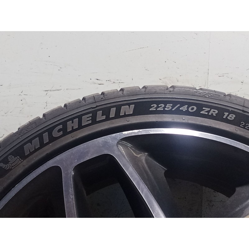 Recambio de juego llantas para kia cee´d (jd) 1.6 gt referencia OEM IAM 225/40 R18 92Y  