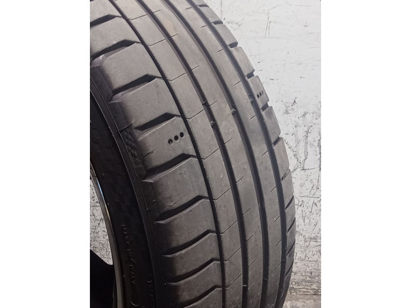 Recambio de juego llantas para kia cee´d (jd) 1.6 gt referencia OEM IAM 225/40 R18 92Y  