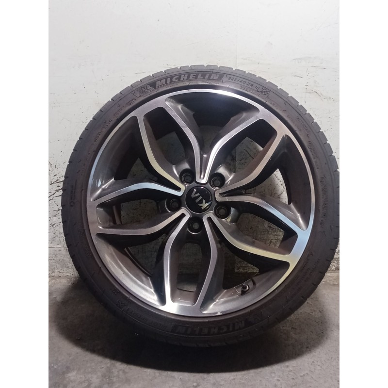 Recambio de juego llantas para kia cee´d (jd) 1.6 gt referencia OEM IAM 225/40 R18 92Y  
