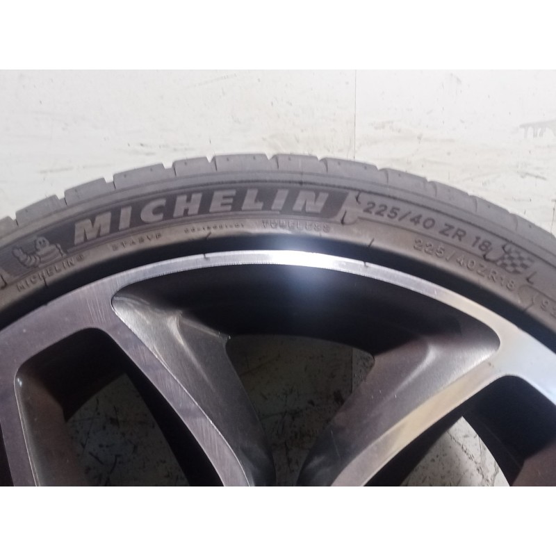 Recambio de juego llantas para kia cee´d (jd) 1.6 gt referencia OEM IAM 225/40 R18 92Y  