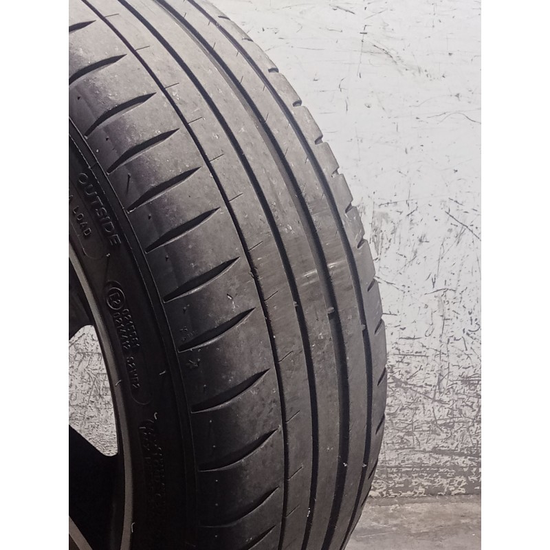 Recambio de juego llantas para kia cee´d (jd) 1.6 gt referencia OEM IAM 225/40 R18 92Y  