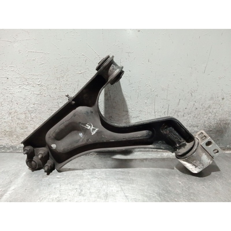 Recambio de brazo suspension inferior delantero derecho para saab 9-5 (ys3e) 2.3 turbo referencia OEM IAM 5236658  